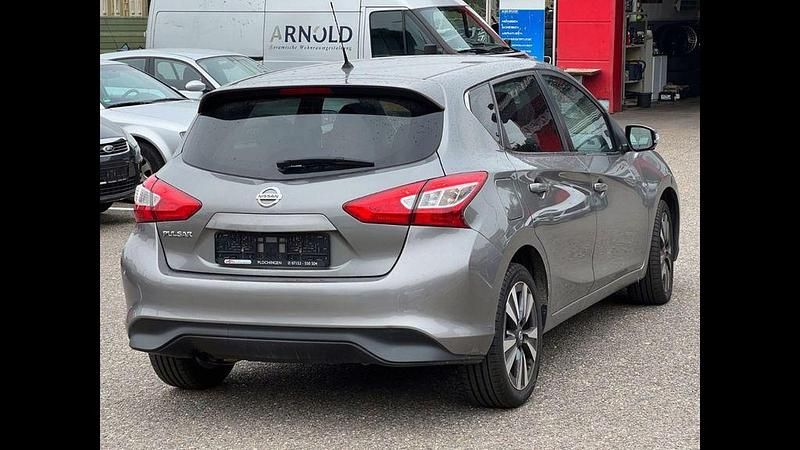 Gebraucht Nissan Pulsar Tekna 116 PS (85 kW) 2015 Grau Limousine