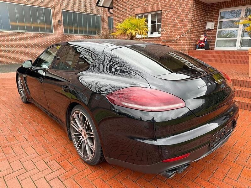 Gebraucht Porsche Panamera Edition 300 PS (220 kW) 2015 Schwarz Limousine