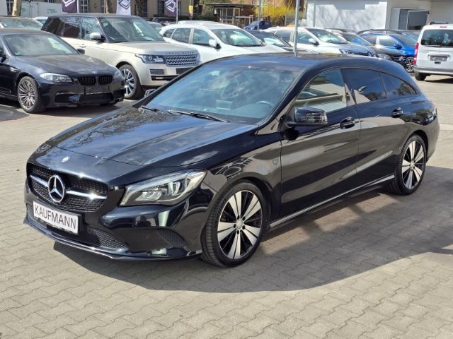 Schwarz Gebraucht 2016 Mercedes CLA200 Shooting Brake Kombi | 18.680 € (Fairer Preis) - Bild 1/4