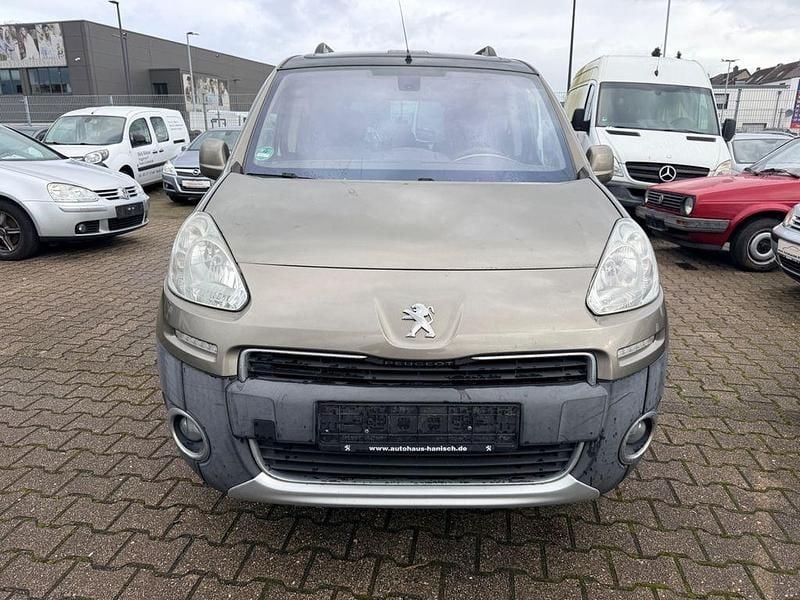 Gebraucht Peugeot Partner Tepee Active 114 PS (83 kW) 2014 Van / Kleinbus