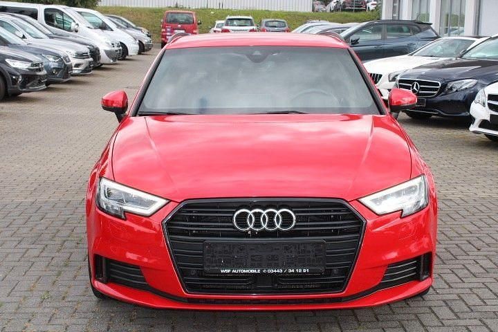 Gebraucht Audi A3 S-Line 116 PS (85 kW) 2019 Tangorot Limousine