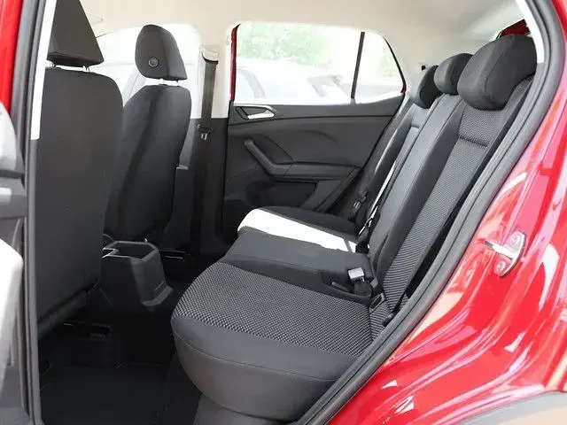 Gebraucht VW T-Cross 95 PS (69 kW) 2025 Kings red metallic SUV