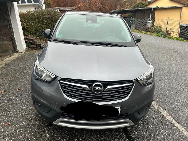 Grau Gebraucht 2019 Opel Crossland SUV | 9.500 € (Superpreis) - Bild 1/4