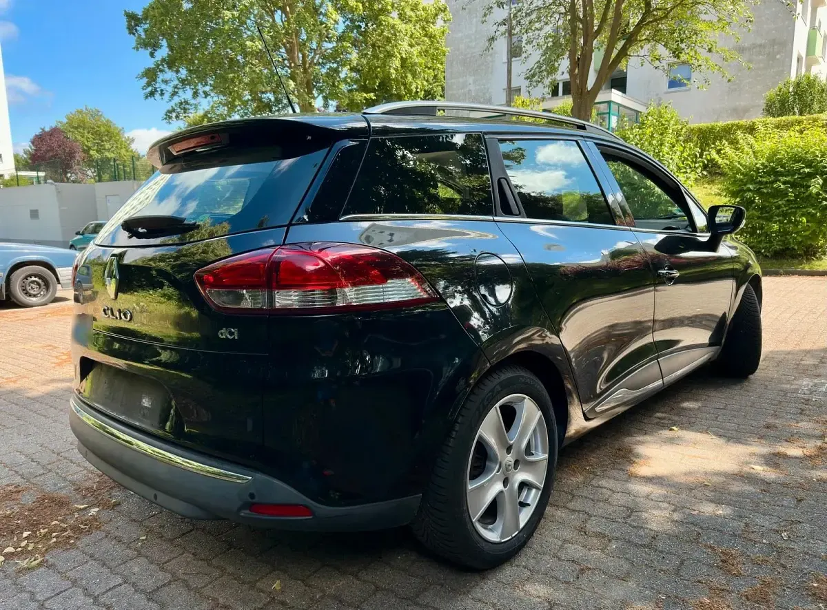 Gebraucht Renault Clio 90 PS (66 kW) 2014 Schwarz Kombi