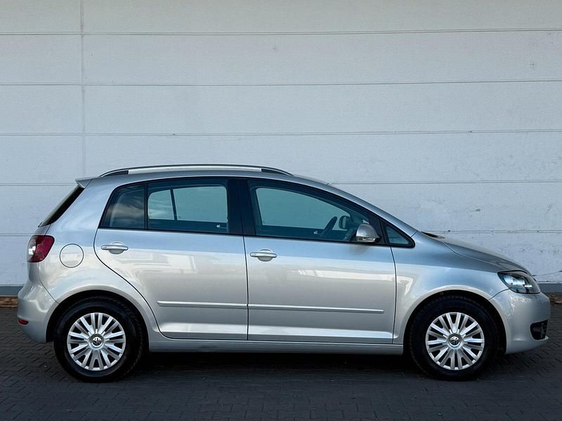 Gebraucht VW Golf Plus Cross 122 PS (89 kW) 2009 Grau Van / Kleinbus