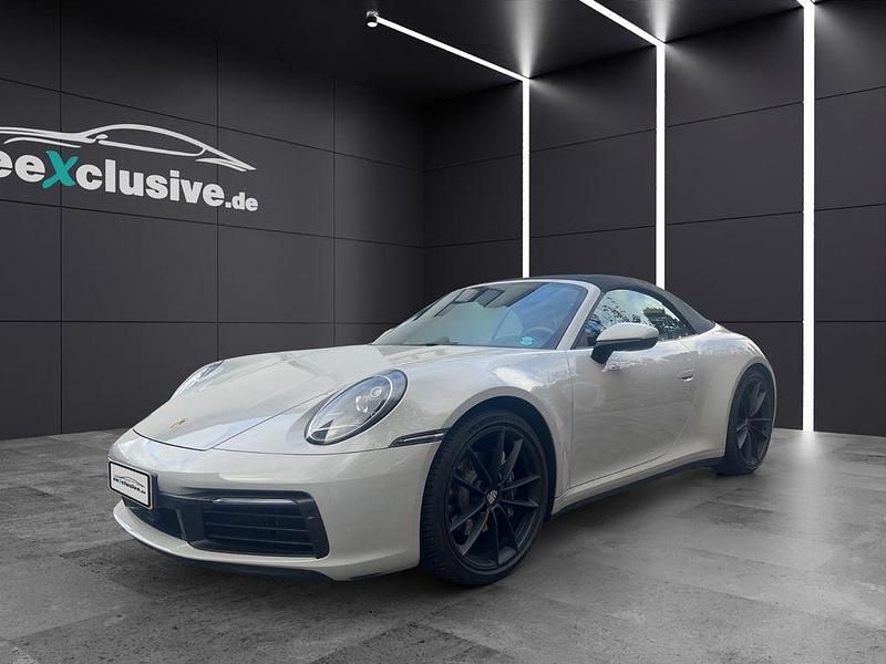 Grau Gebraucht 2021 Porsche 911 Cabrio | 125.992 € - Bild 1/4