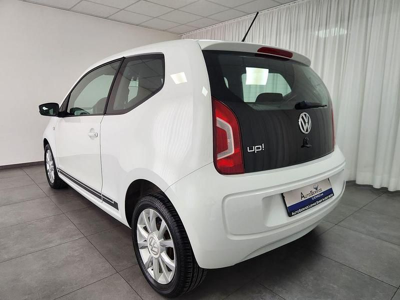 Gebraucht VW up! CLUB 60 PS (44 kW) 2016 Weiß Kleinwagen