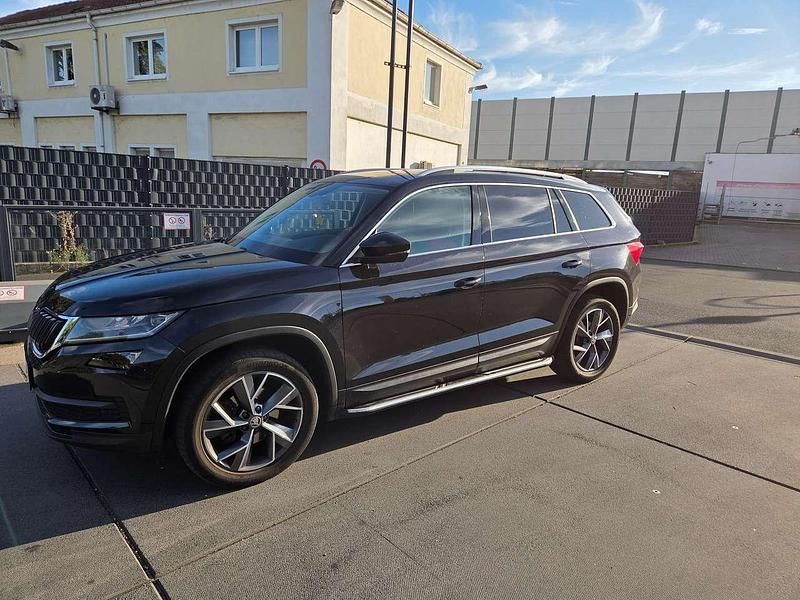 Schwarz Gebraucht 2017 Skoda Kodiaq Style SUV | 24.900 € - Bild 1/4