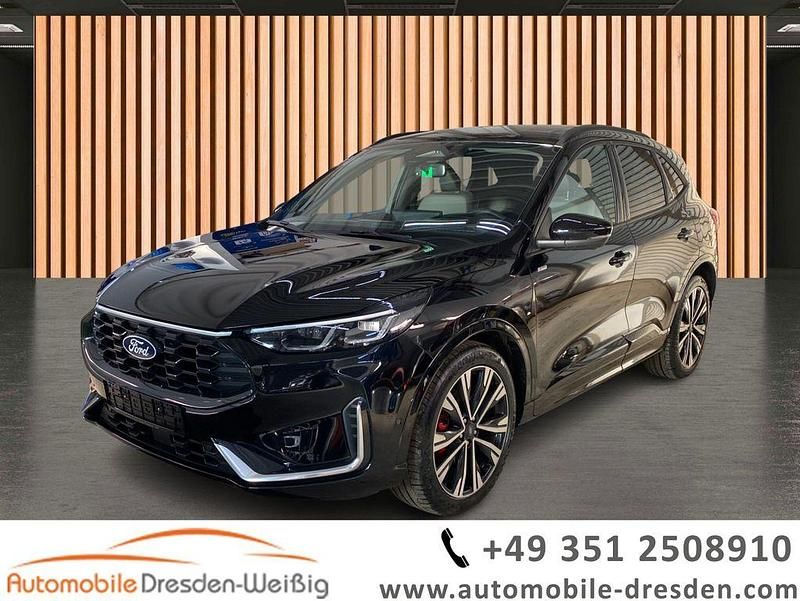 Gebraucht Ford Kuga ST-Line X 186 PS (136 kW) 2025 Schwarz SUV