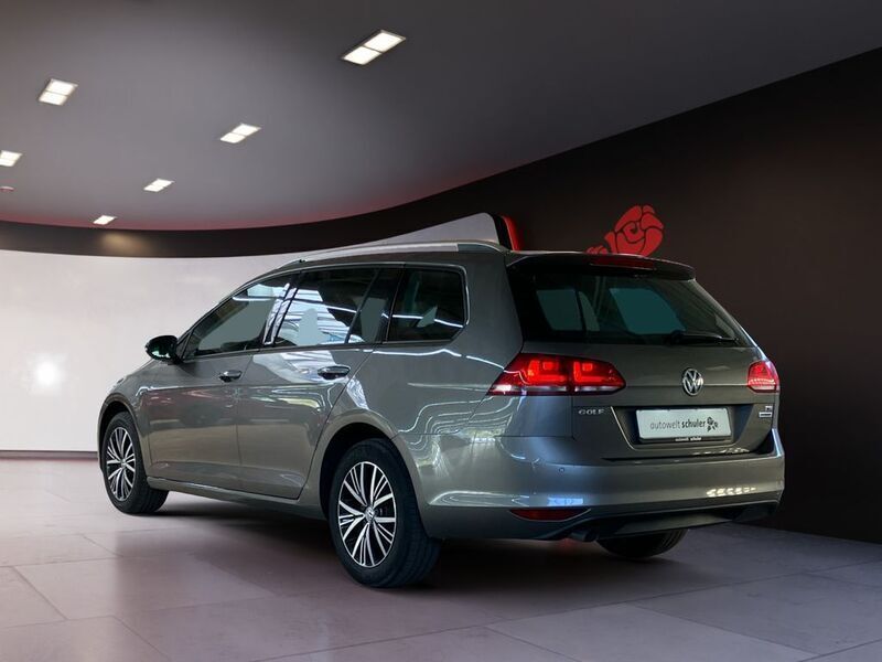Gebraucht VW Golf VII Allstar 110 PS (80 kW) 2016 Grau Kombi