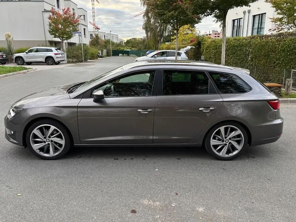 Gebraucht Seat Leon ST FR 184 PS (135 kW) 2014 Grau Kombi
