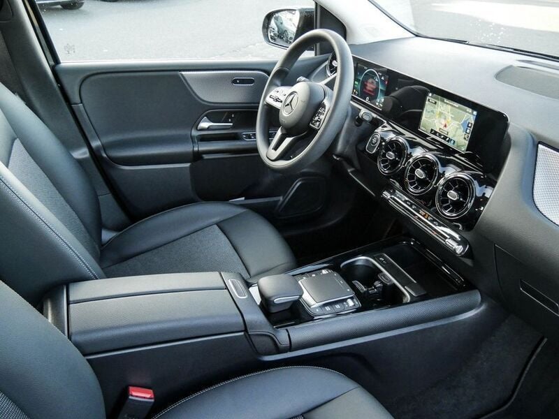 Gebraucht Mercedes B250e 218 PS (160 kW) 2022 Schwarz Van / Kleinbus