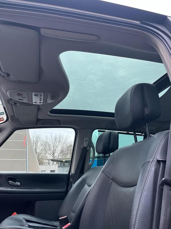 Gebraucht Renault Espace 150 PS (110 kW) 2011 Silber Van / Kleinbus