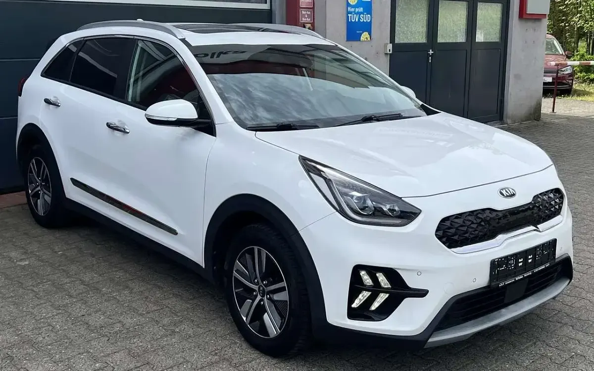 Gebraucht Kia Niro Spirit 105 PS (77 kW) 2020 (ud) schneeweiss SUV