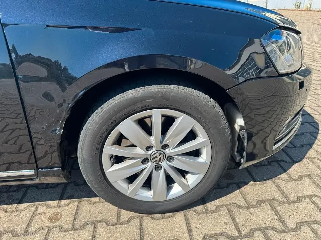 Gebraucht VW Passat Highline 140 PS (102 kW) 2012 Schwarz Limousine