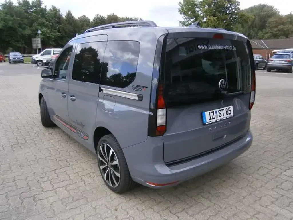 Gebraucht VW Caddy Family 122 PS (89 kW) 2025 Grau Van / Kleinbus