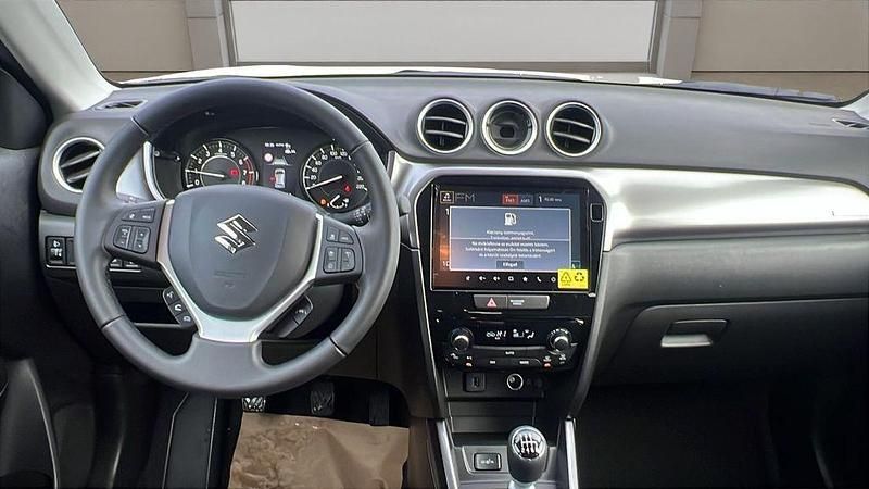 Neu Suzuki Vitara Comfort 110 PS (80 kW) 2025 Weiss SUV