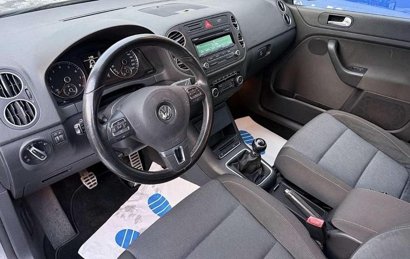 Gebraucht VW Golf VI 80 PS (58 kW) 2011 Kleinwagen