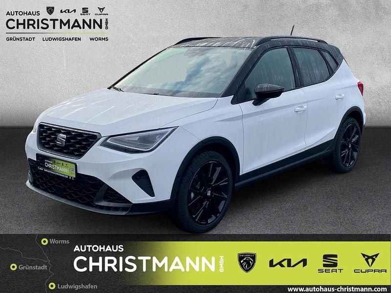 Weiß Neu 2025 Seat Arona Black Edition SUV | 29.610 € (Teuer) - Bild 1/4