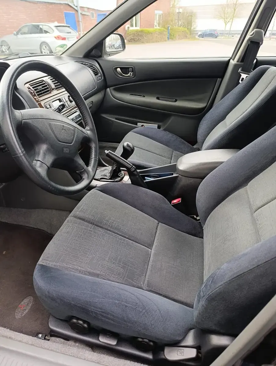 Gebraucht Mitsubishi Galant 131 PS (96 kW) 2003 Limousine