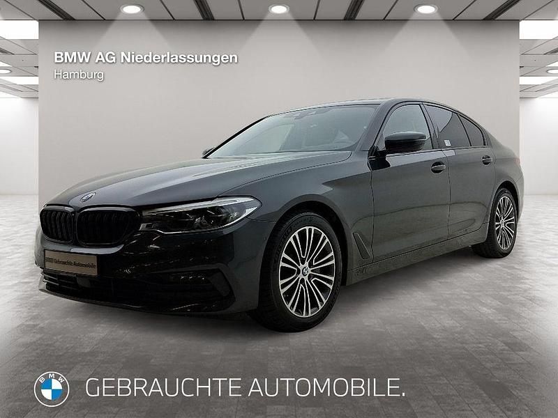 Grau Gebraucht 2020 BMW 530 Sport Line Limousine | 35.803 € (Superpreis) - Bild 1/4