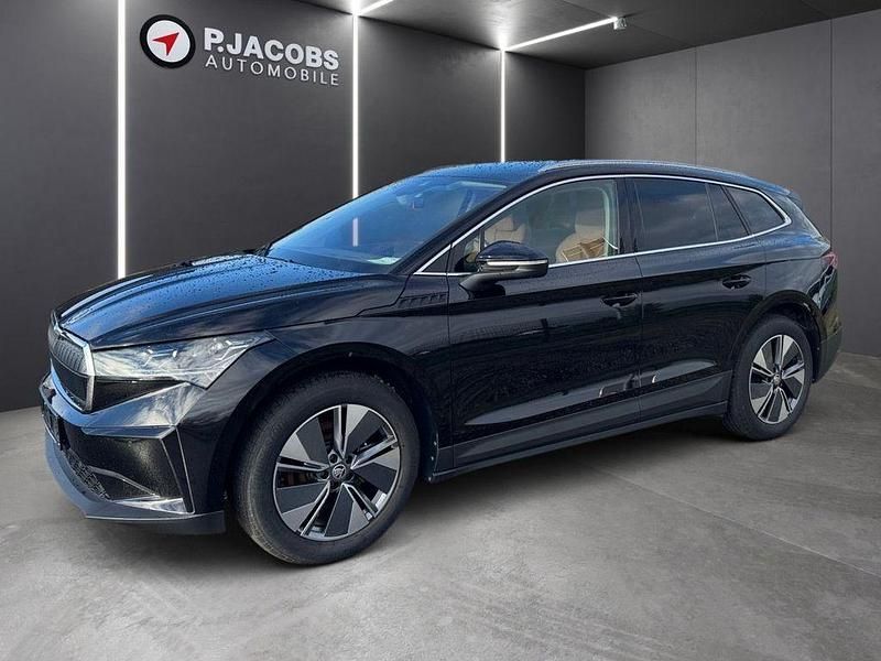 Schwarz Gebraucht 2022 Skoda Enyaq iV SUV | 27.690 € (Fairer Preis) - Bild 1/4