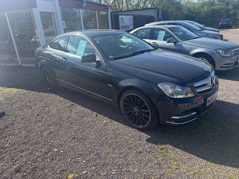 Gebraucht Mercedes C180 156 PS (114 kW) 2012 Schwarz Coupé