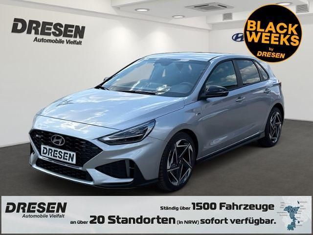 Weiß Gebraucht 2025 Hyundai i30 N Line Limousine | 29.190 € (Fairer Preis) - Bild 1/4
