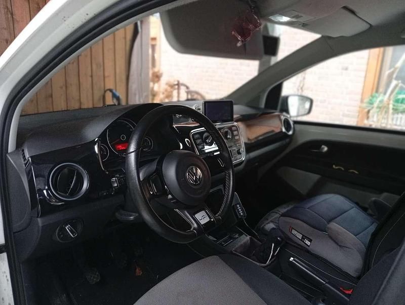 Gebraucht VW up! 75 PS (55 kW) 2014 Kleinwagen
