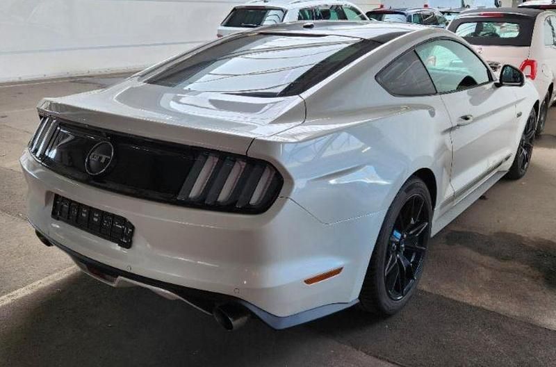 Gebraucht Ford Mustang GT 421 PS (309 kW) 2017 Weiß Coupé
