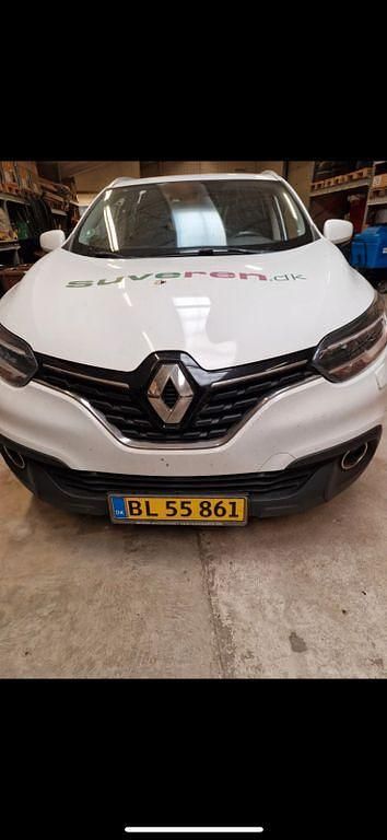 Weiß Gebraucht 2015 Renault Kadjar Business SUV | 7.500 € (Etwas zu teuer) - Bild 1/4