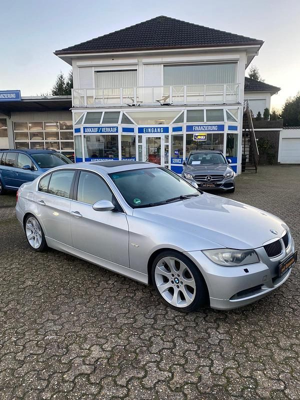 Second-hand BMW 325 218 CP (160 kW) 2005 Gri Berlinǎ