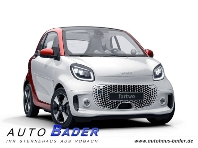 Weiß Gebraucht 2024 Smart ForTwo Electric Drive Passion Exclusive Coupé | 17.290 € (Etwas zu teuer) - Bild 1/4