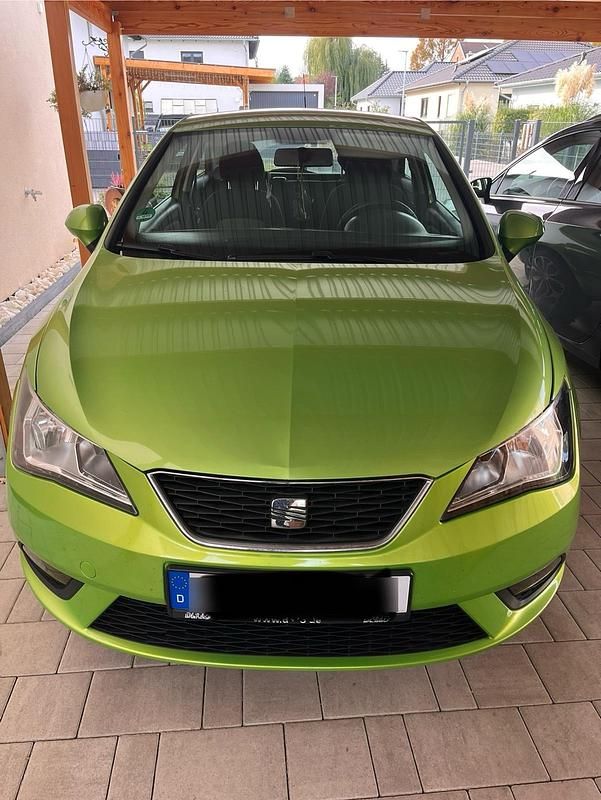 Grün Gebraucht 2012 Seat Ibiza Kleinwagen | 3.800 € (Guter Preis) - Bild 1/4