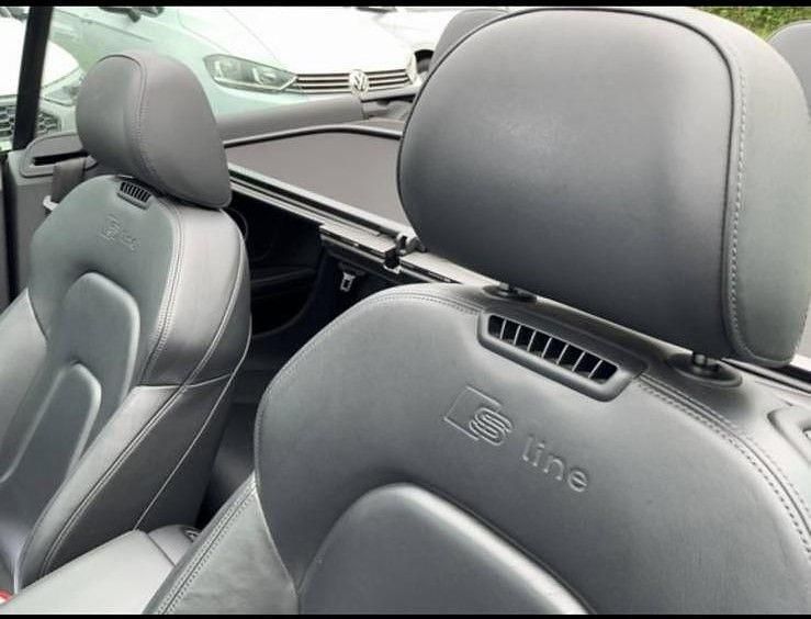 Gebraucht Audi A5 Cabriolet Comfort 245 PS (180 kW) 2015 Schwarz Cabrio