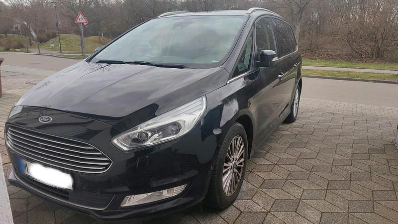 Gebraucht Ford Galaxy Titanium 209 PS (153 kW) 2017 Schwarz Van / Kleinbus