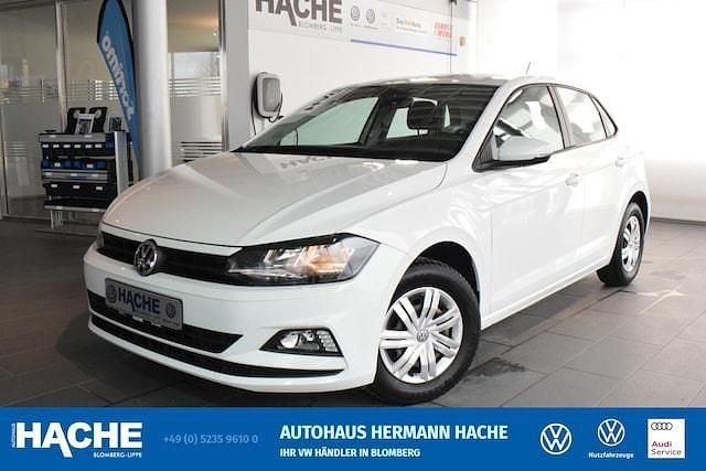 Weiß Gebraucht 2017 VW Polo Trendline Kleinwagen | 10.450 € (Fairer Preis) - Bild 1/4