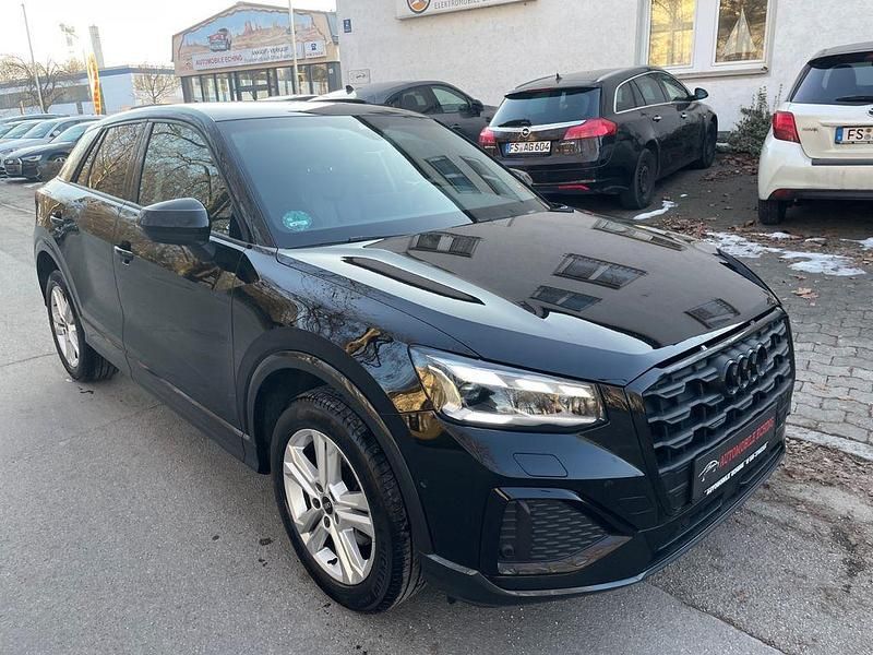 Gebraucht Audi Q2 Advanced 116 PS (85 kW) 2022 Schwarz SUV