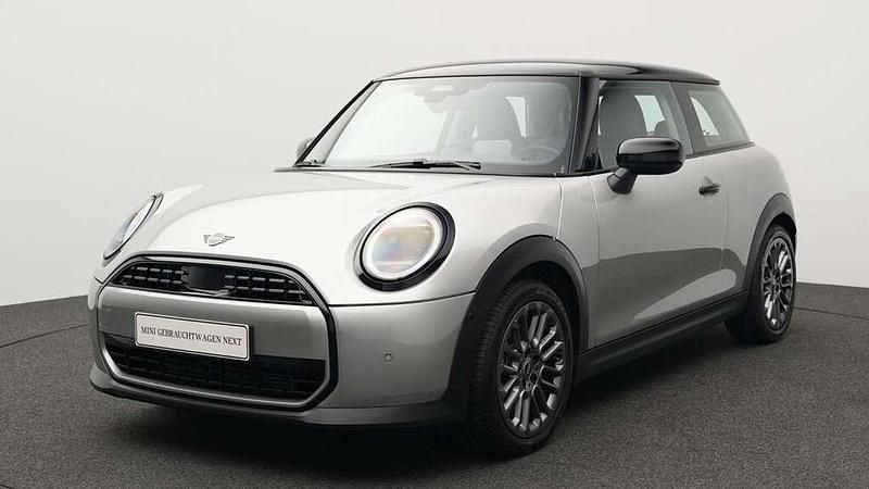 Grau Gebraucht 2024 Mini Cooper Classic Kleinwagen | 23.518 € (Superpreis) - Bild 1/4