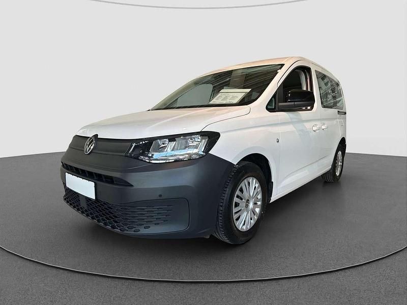 Gebraucht VW Caddy Basis 102 PS (75 kW) 2023 Weiß Van / Kleinbus
