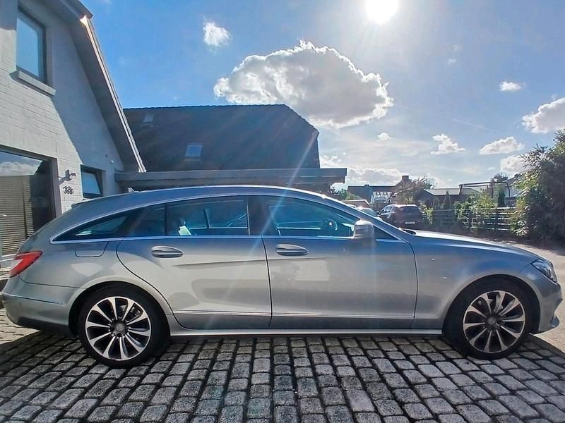 Gebraucht Mercedes 220 170 PS (125 kW) 2014 Grau Kombi