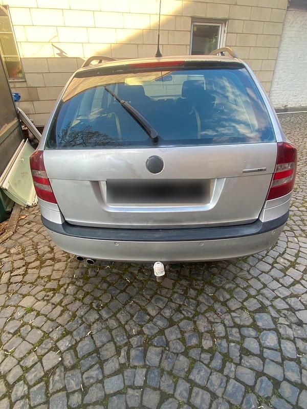 Gebraucht Skoda Octavia 140 PS (102 kW) 2006 Silber Kombi