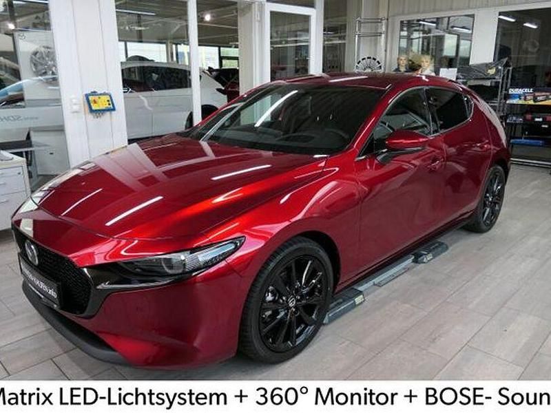Gebraucht Mazda 3 Exclusive 186 PS (136 kW) 2023 Rot Limousine
