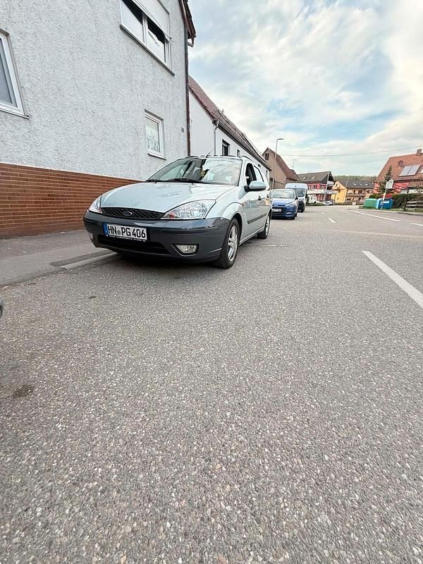 Usata Ford Focus 122 CV (89 kW) 2003 Grigio Station wagon