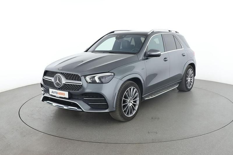 Grau Gebraucht 2021 Mercedes GLE350 AMG line SUV | 54.820 € (Teuer) - Bild 1/3