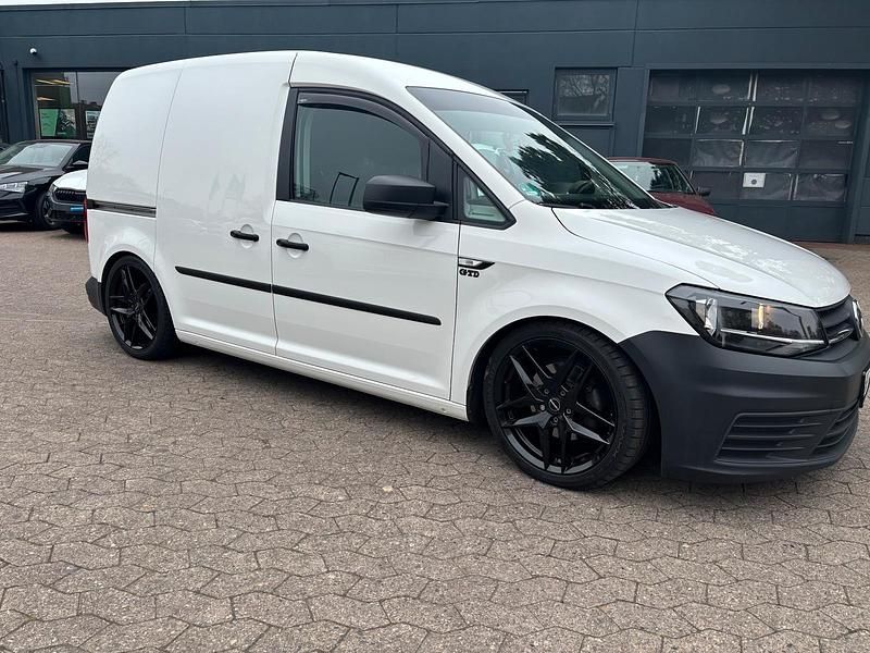 Weiß Gebraucht 2019 VW Caddy Van / Kleinbus | 13.000 € (Fairer Preis) - Bild 1/4