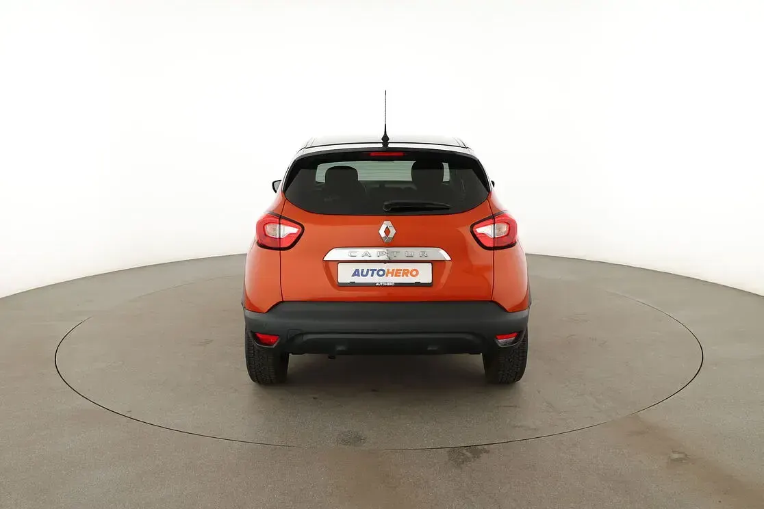 Gebraucht Renault Captur Intens 90 PS (66 kW) 2017 Orange SUV