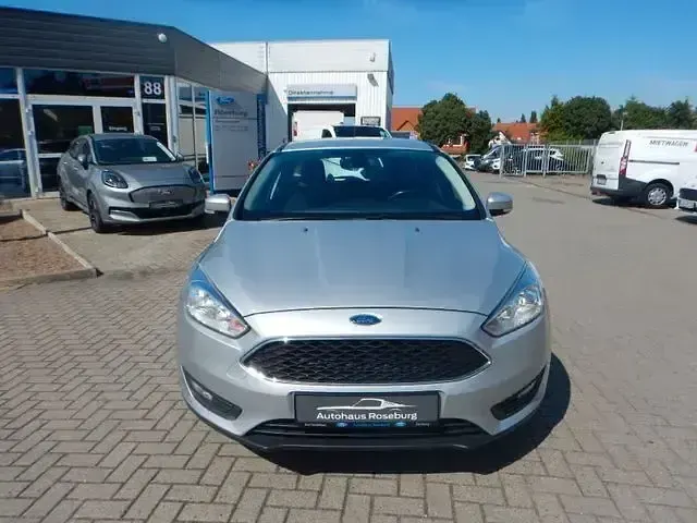Gebraucht Ford Focus Active 150 PS (110 kW) 2017 Rot Kombi