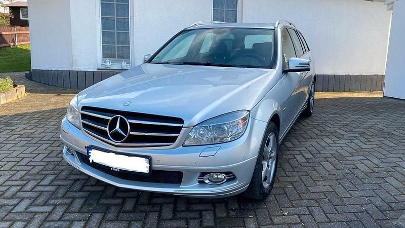 Silber Gebraucht 2009 Mercedes C180 Avantgarde Kombi | 7.900 € (Fairer Preis) - Bild 1/4