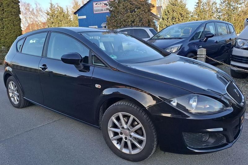 Second-hand Seat Leon Copa 105 CP (77 kW) 2011 Negru Hatchback